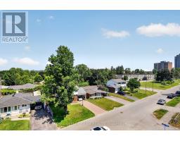 2706 Draper Avenue, Ottawa, ON K2H0C4 Photo 39