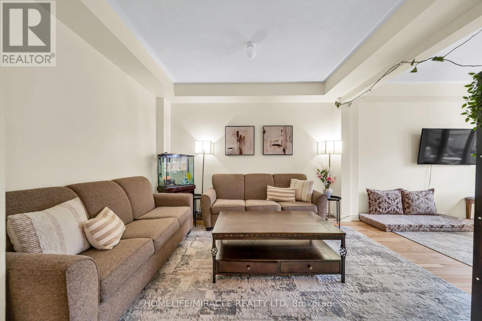 1195 KETTERING DRIVE - 11