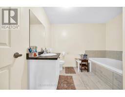 1195 Kettering Drive, Oshawa, ON L1K1A6 Photo 24