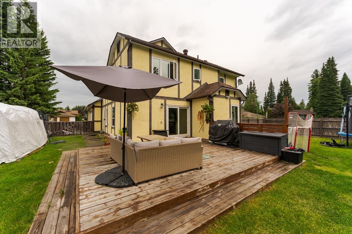 2675 RIDGEVIEW DRIVE - 36