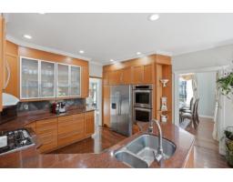 20560 46a Avenue, Langley, BC V3A3J8 Photo 11