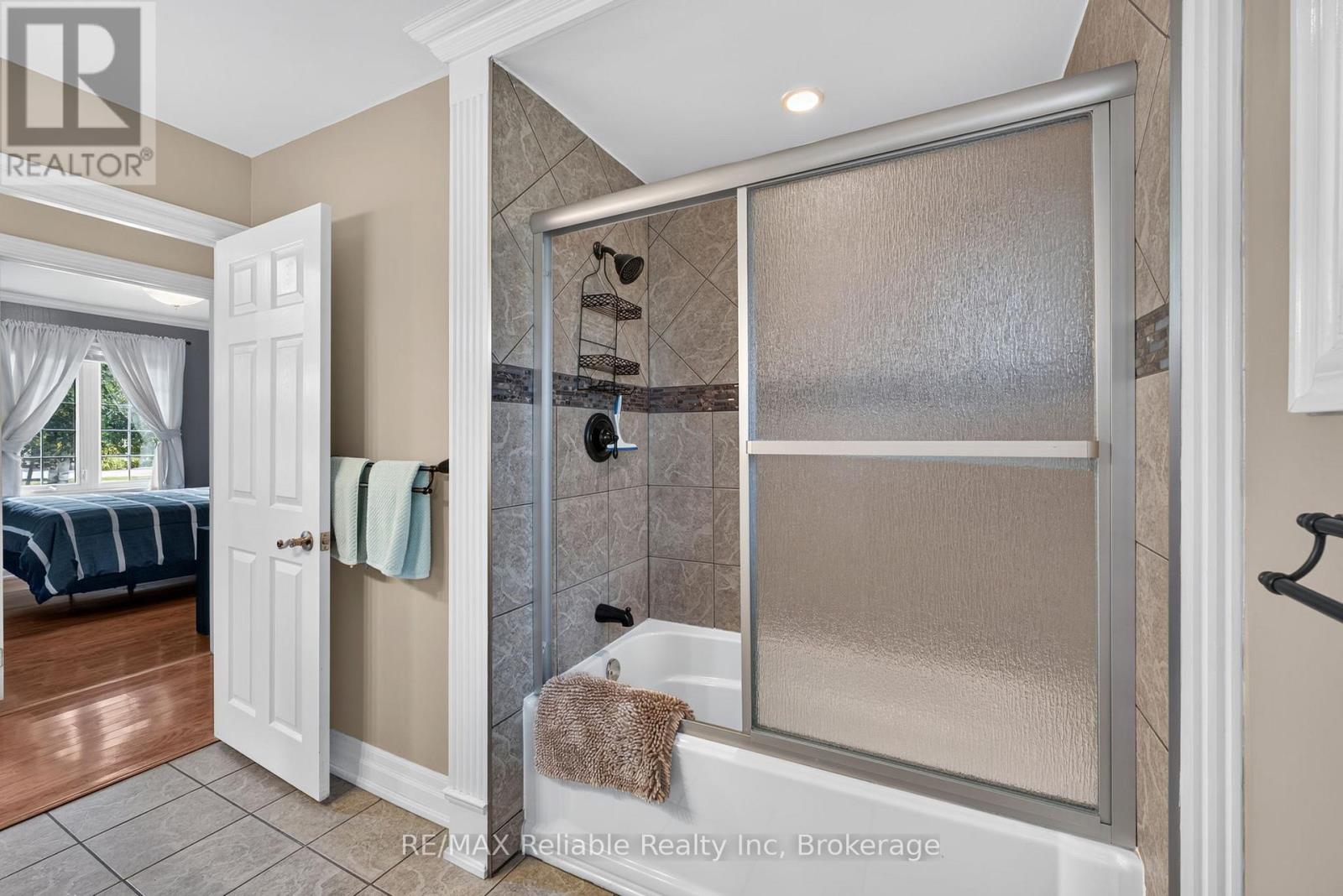 73022 CLAUDETTE DRIVE - 24
