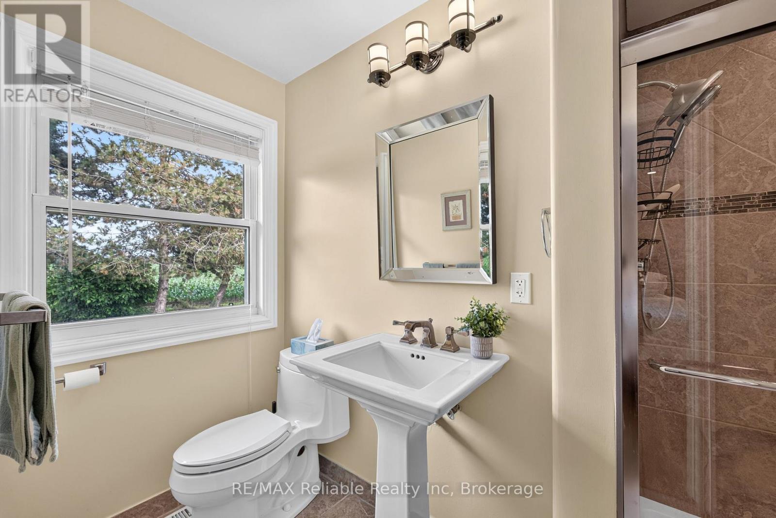 73022 CLAUDETTE DRIVE - 28