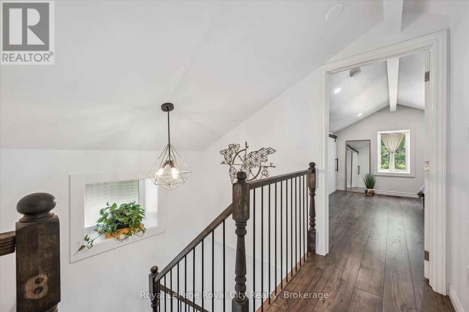 470 PERTH STREET - 21