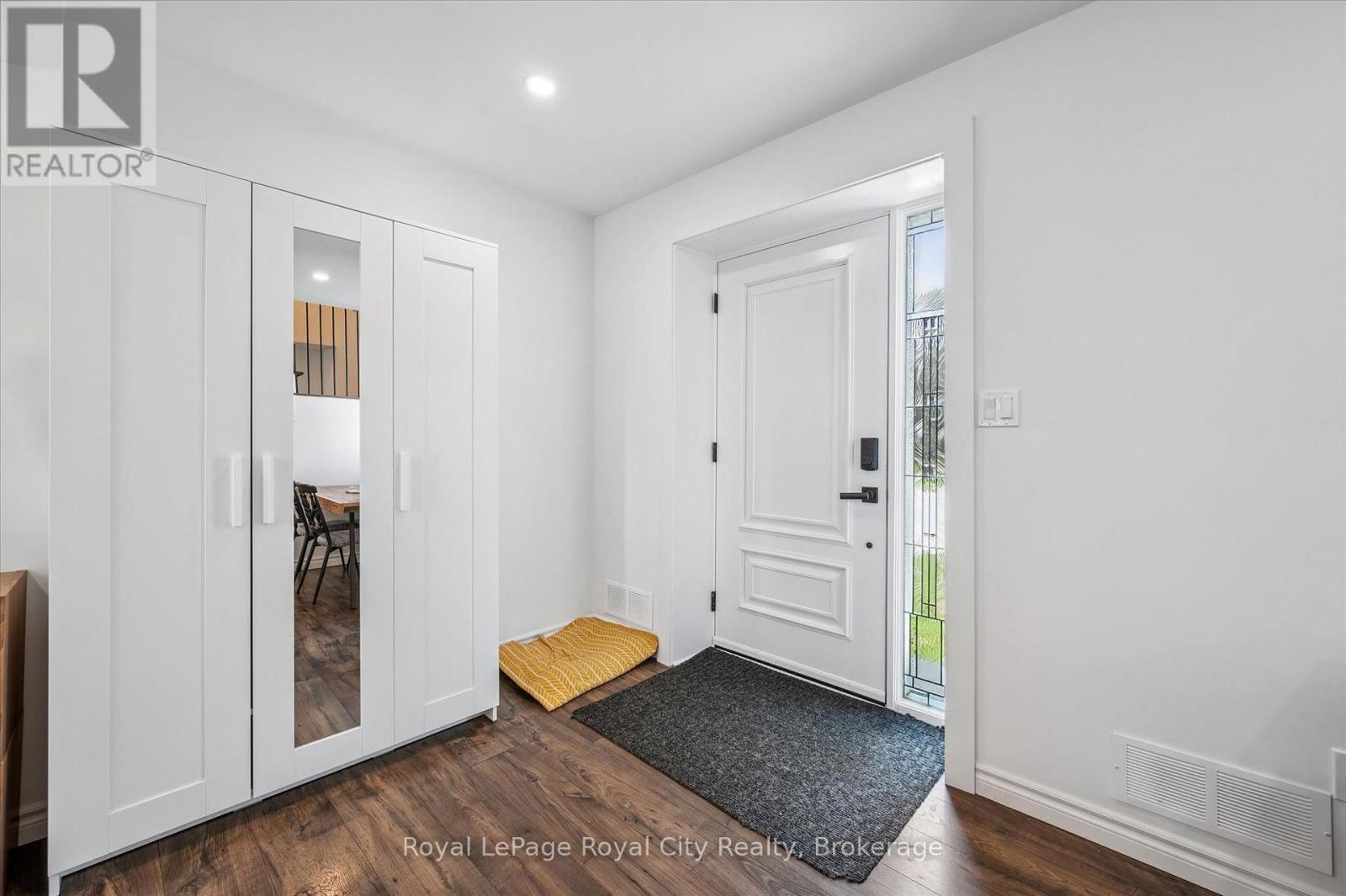 470 PERTH STREET - 5