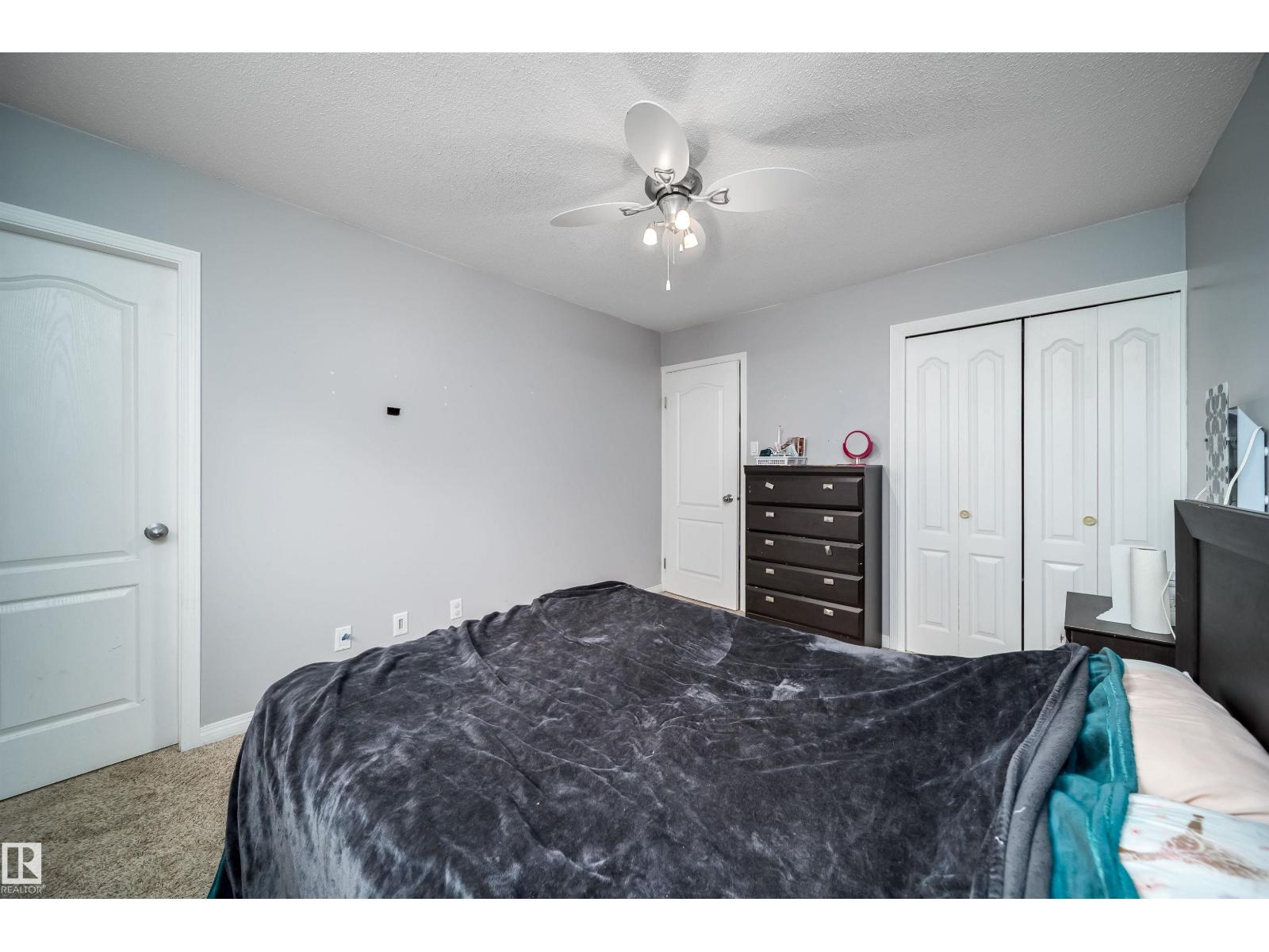8512 142A AV NW - 28
