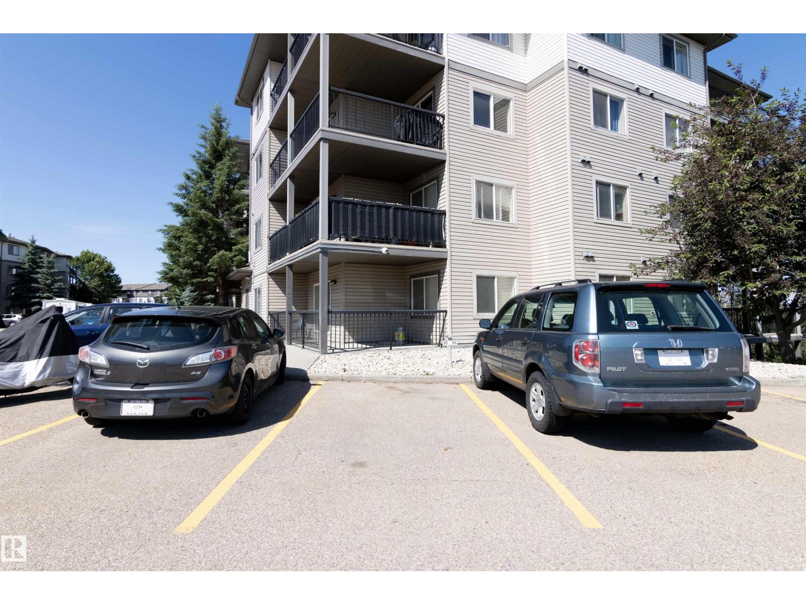 #214 1188 HYNDMAN RD NW - 16