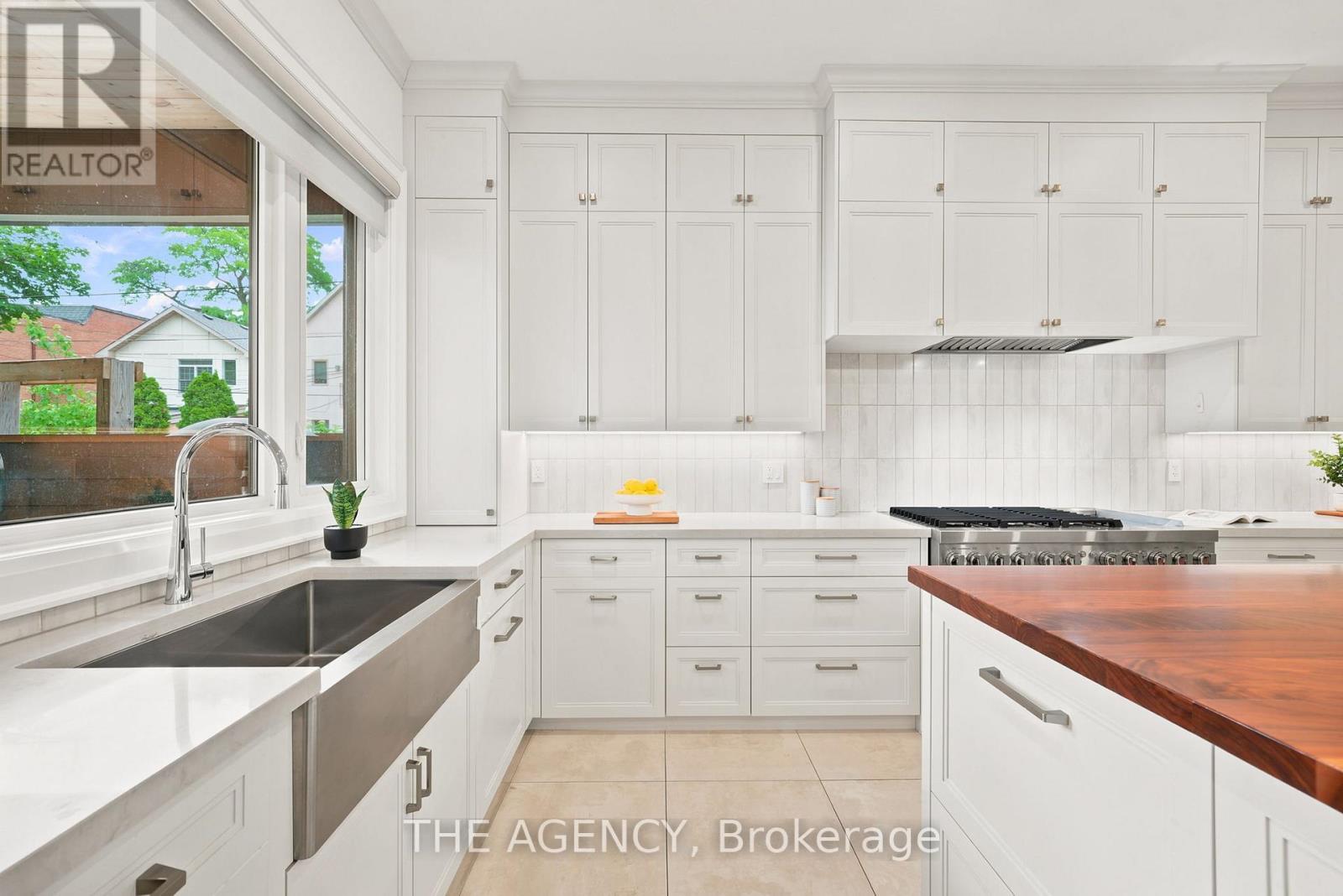 418 SOUDAN AVENUE - 11