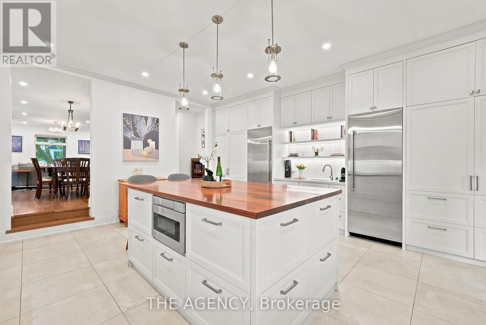 418 SOUDAN AVENUE - 12