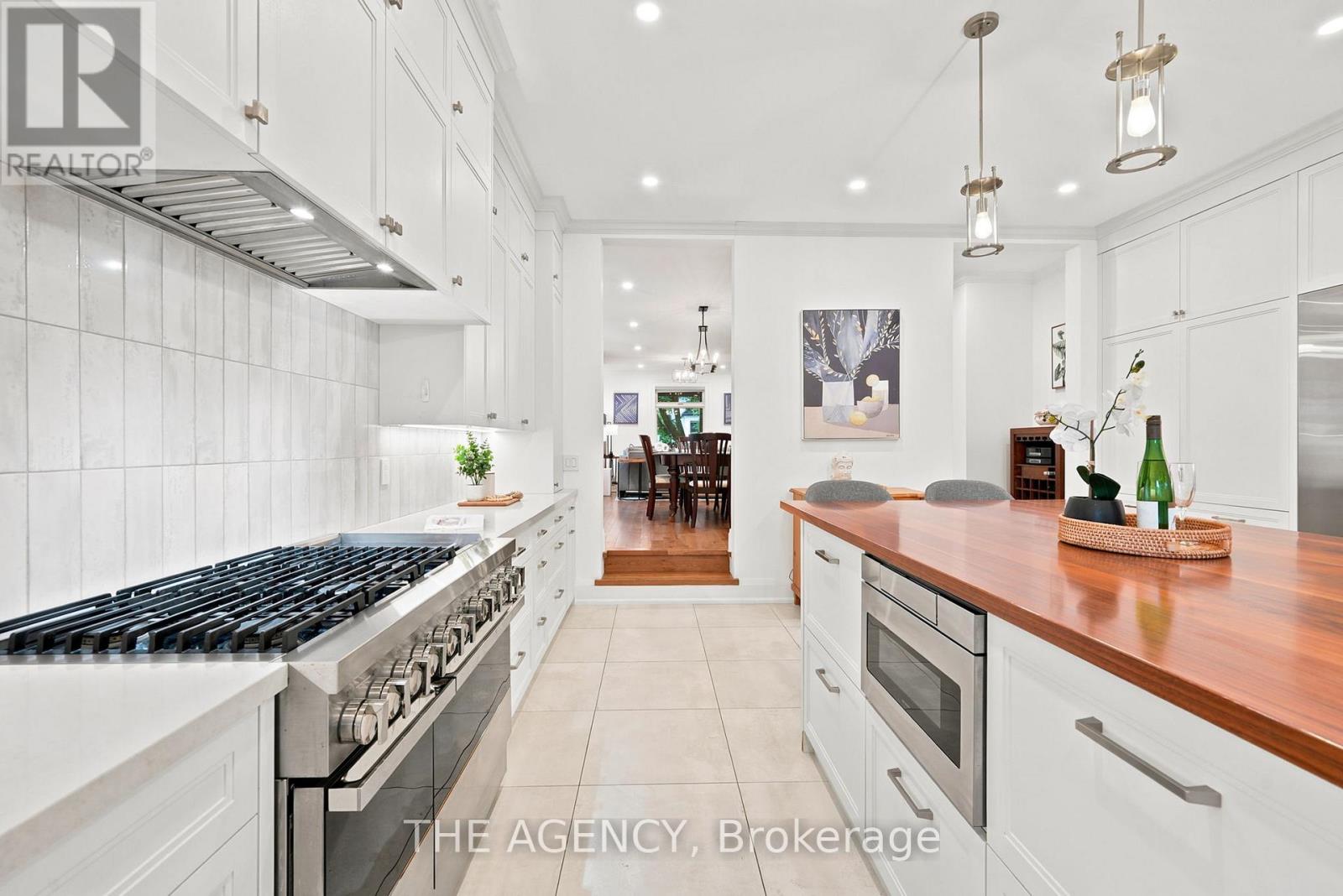 418 SOUDAN AVENUE - 13