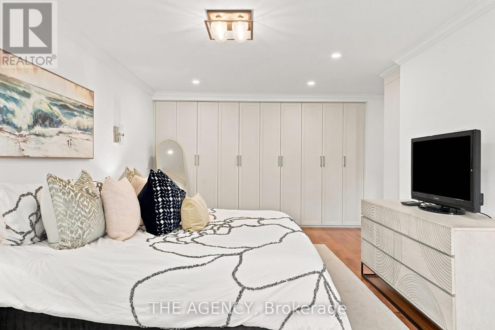 418 SOUDAN AVENUE - 17