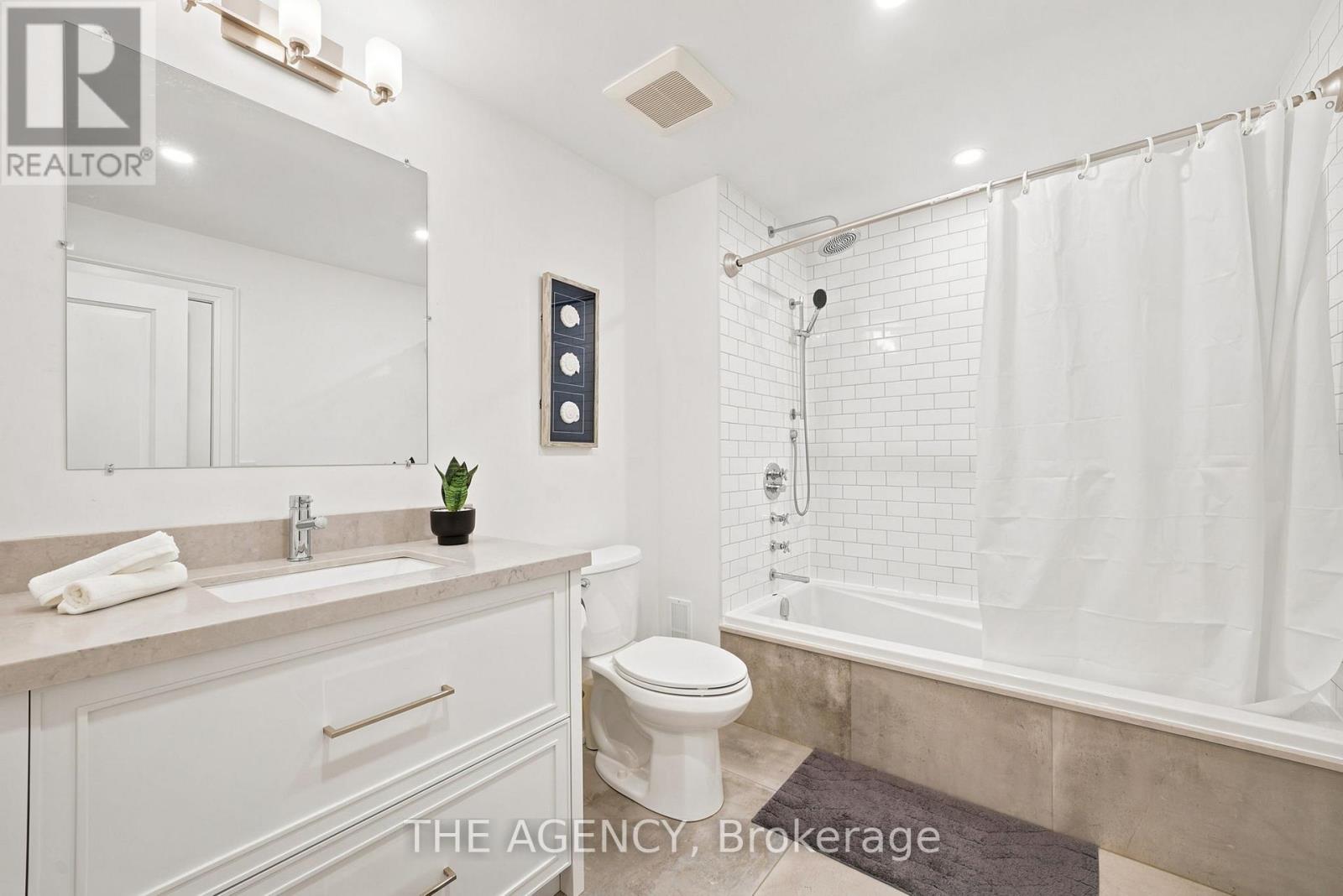 418 SOUDAN AVENUE - 23