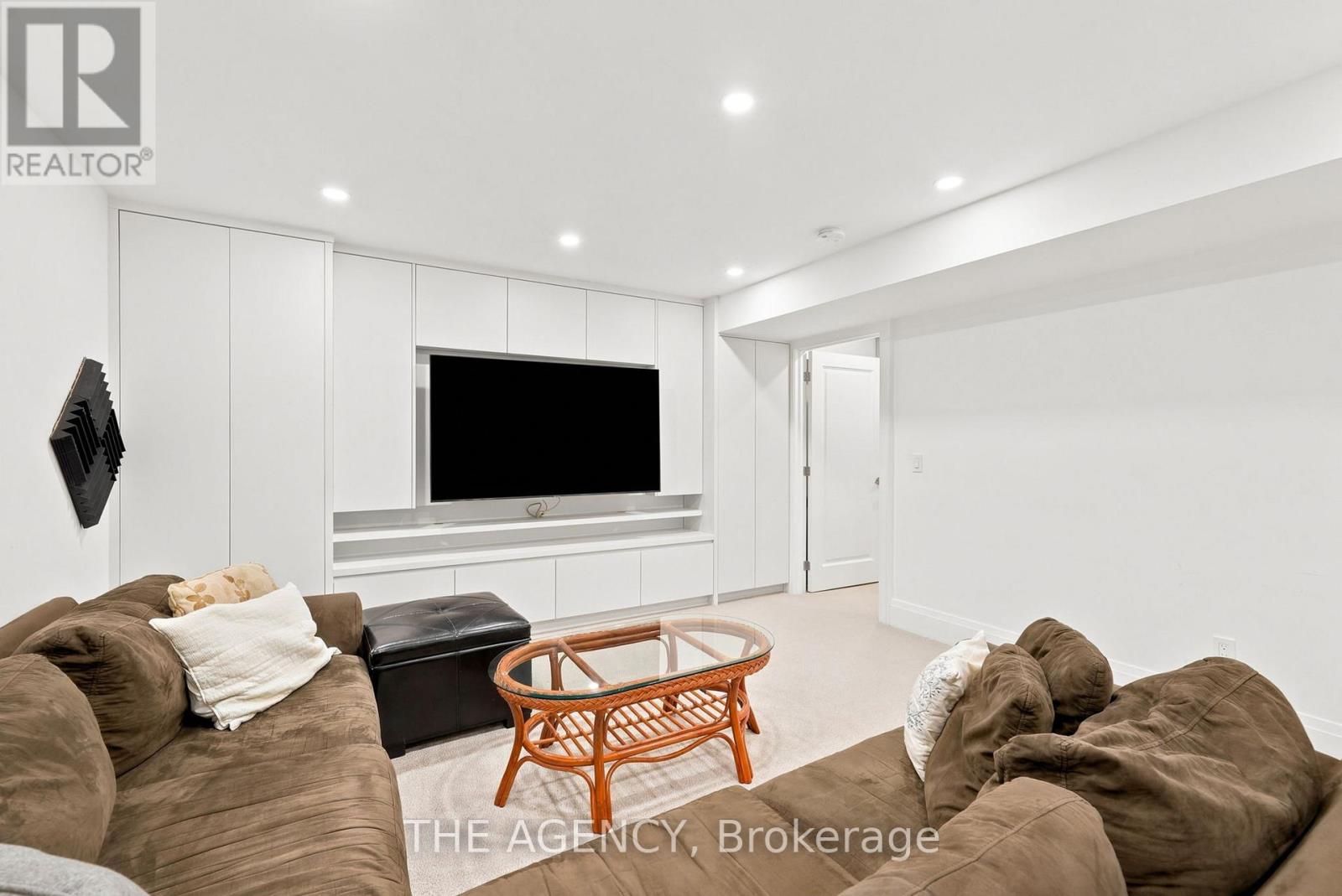 418 SOUDAN AVENUE - 29