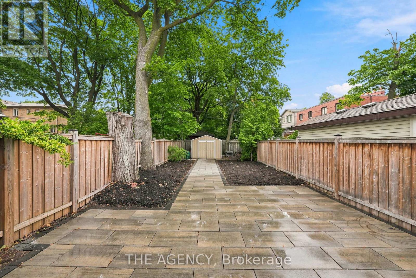 418 SOUDAN AVENUE - 35