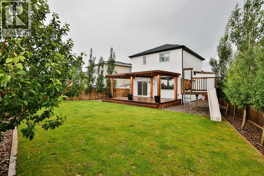 470 Bluebell Lane W — photo 24