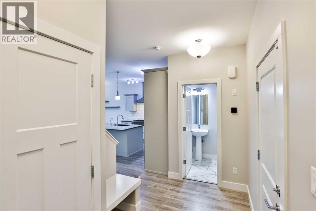 470 Bluebell Lane W - photo 2