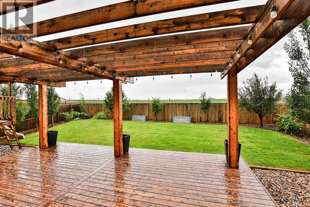 470 Bluebell Lane W — photo 25