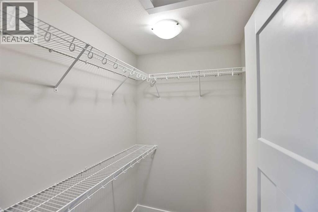 470 Bluebell Lane W — photo 14