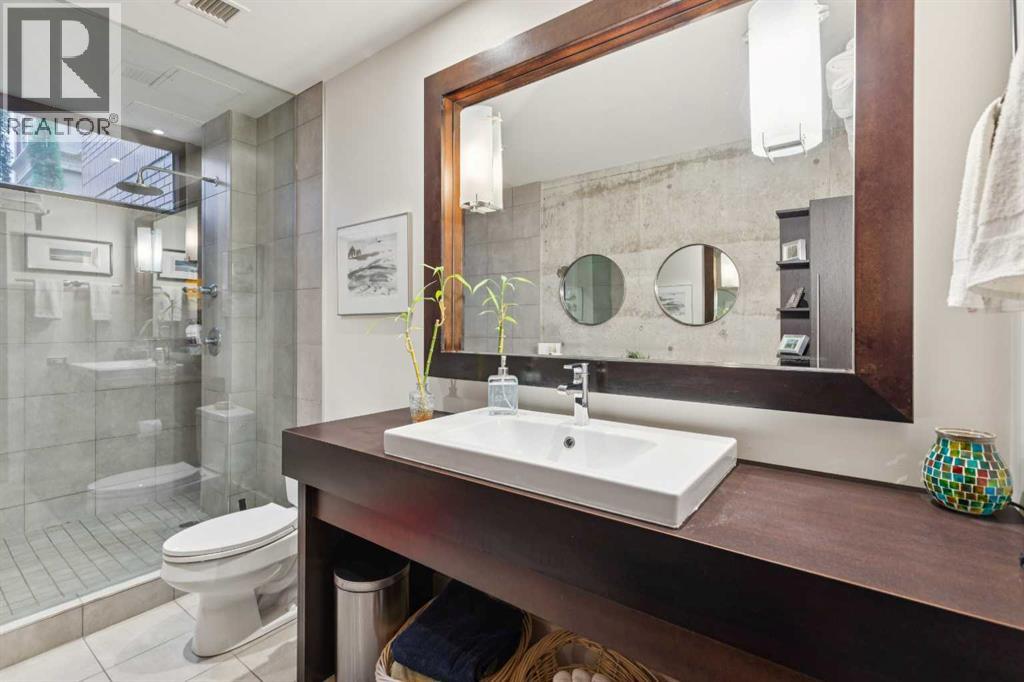 #102D 500 Eau Claire Avenue SW - 16