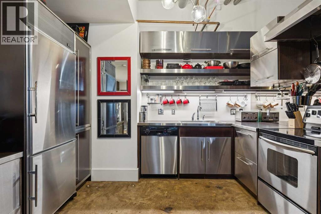#102D 500 Eau Claire Avenue SW - 11