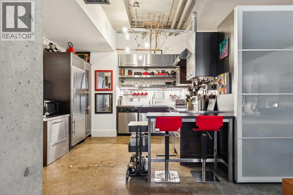 #102D 500 Eau Claire Avenue SW - 3