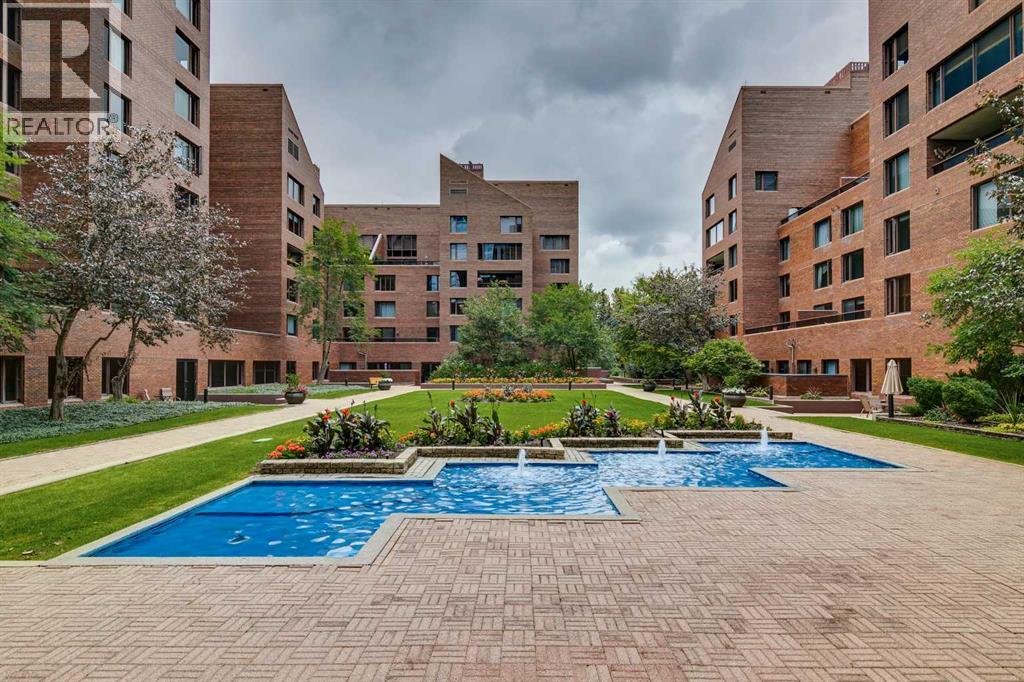 #102D 500 Eau Claire Avenue SW - 26