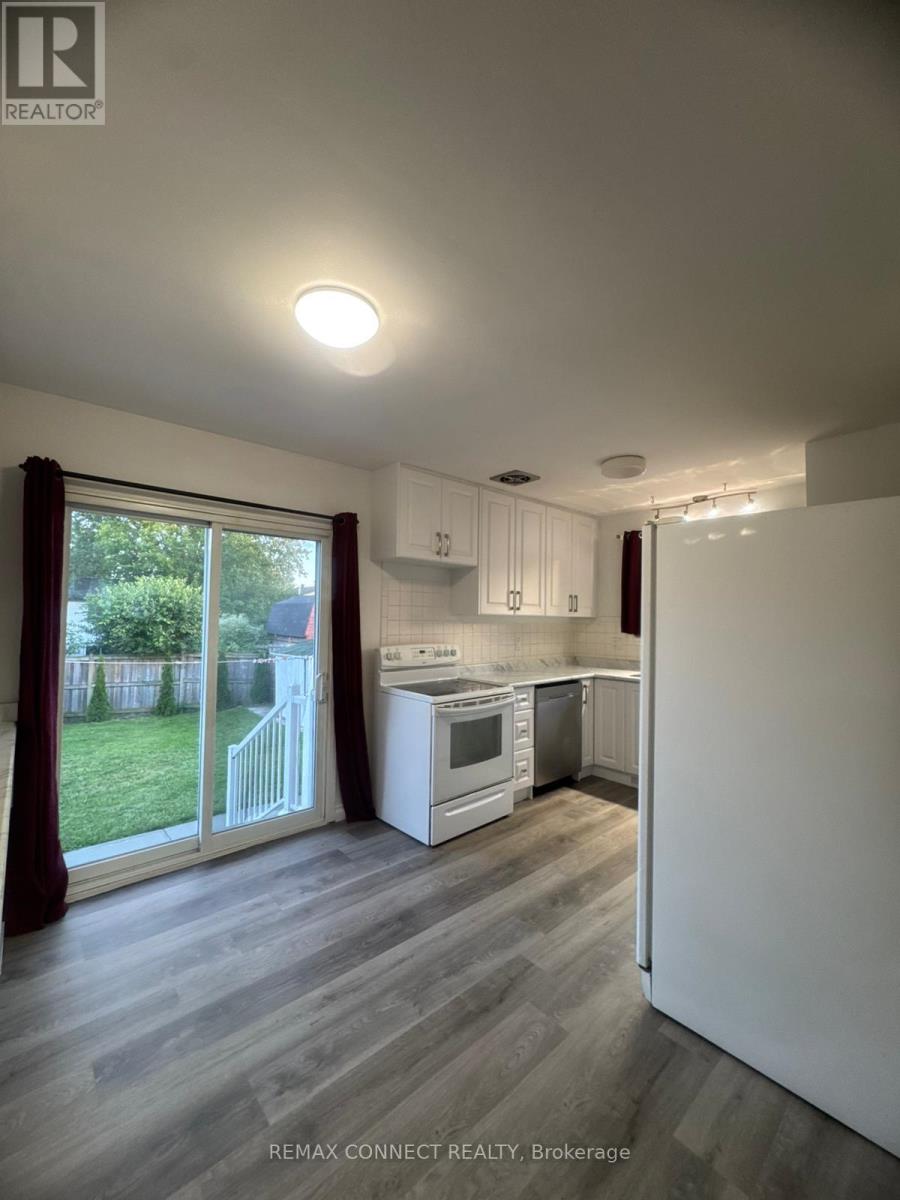 1039 WILLOWDALE AVENUE - 13