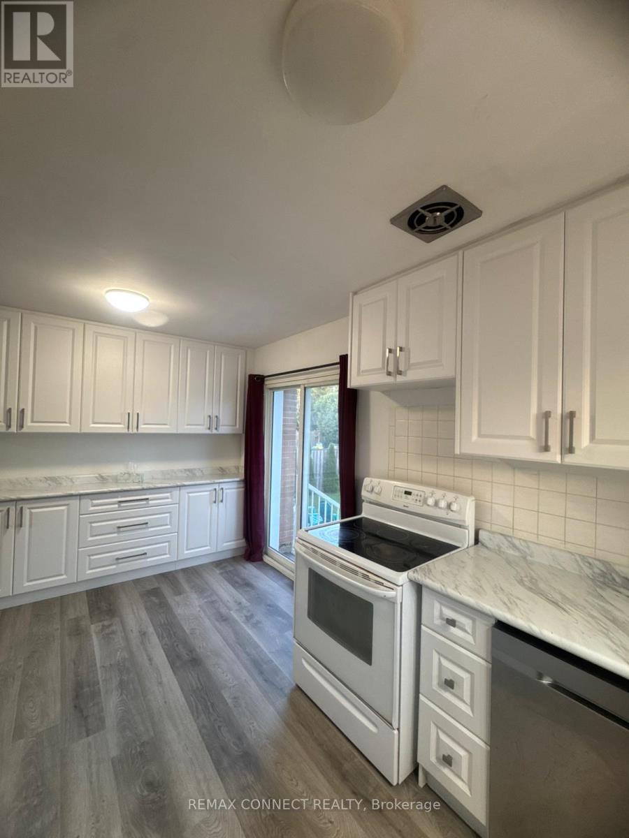 1039 WILLOWDALE AVENUE - 14
