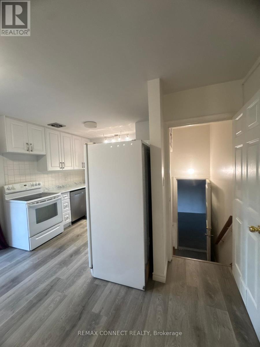 1039 WILLOWDALE AVENUE - 16