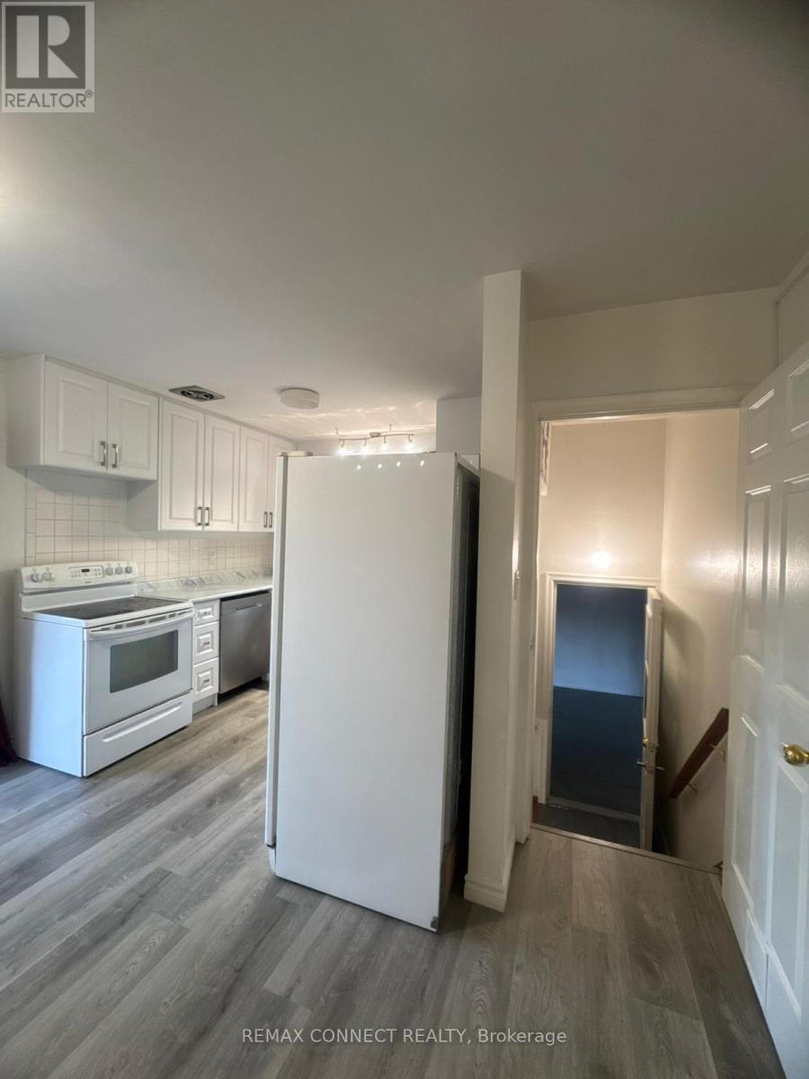 1039 WILLOWDALE AVENUE - 29
