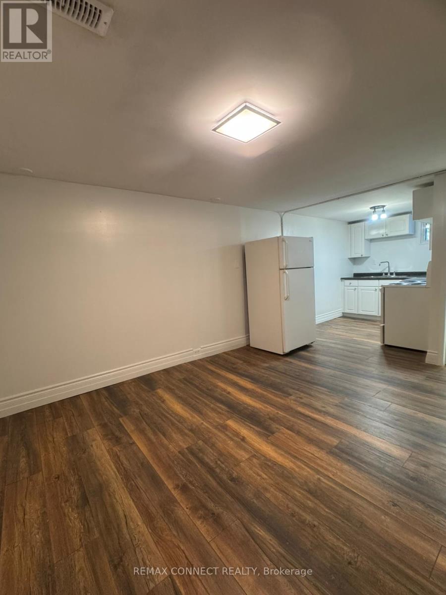 1039 WILLOWDALE AVENUE - 33