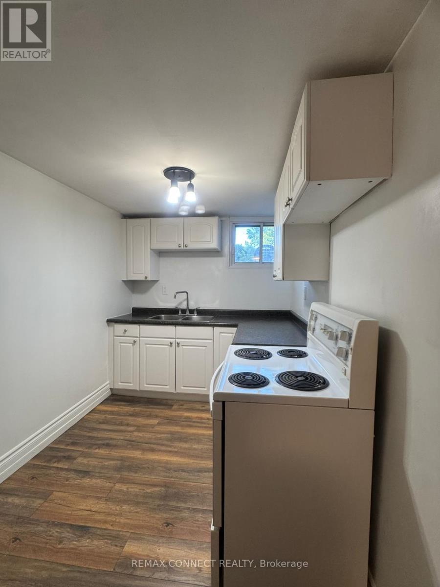 1039 WILLOWDALE AVENUE - 34