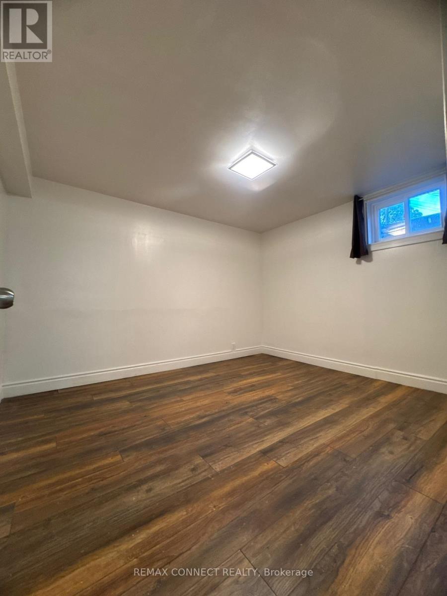1039 WILLOWDALE AVENUE - 39