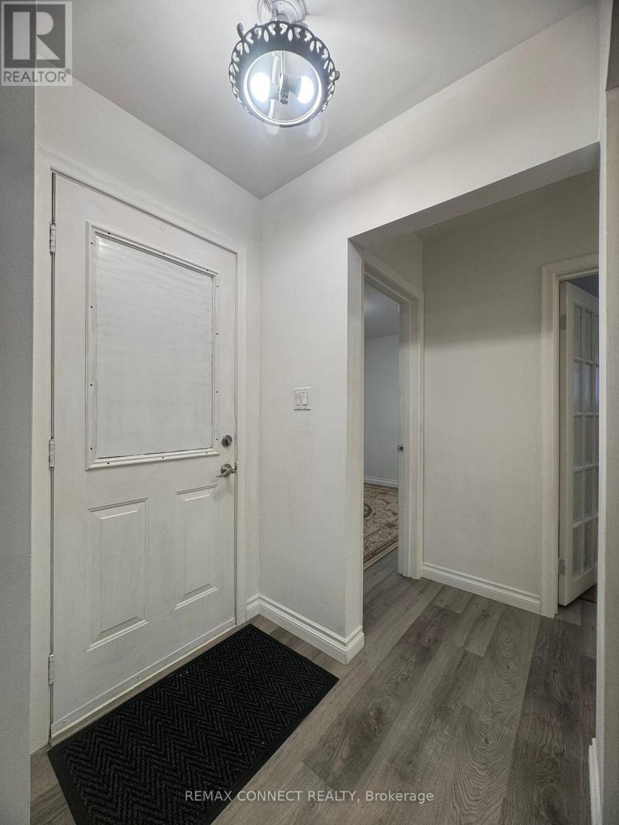 1039 WILLOWDALE AVENUE - 4