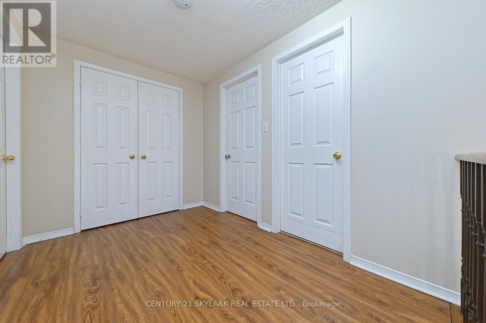 1922 DALHOUSIE CRESCENT - 17