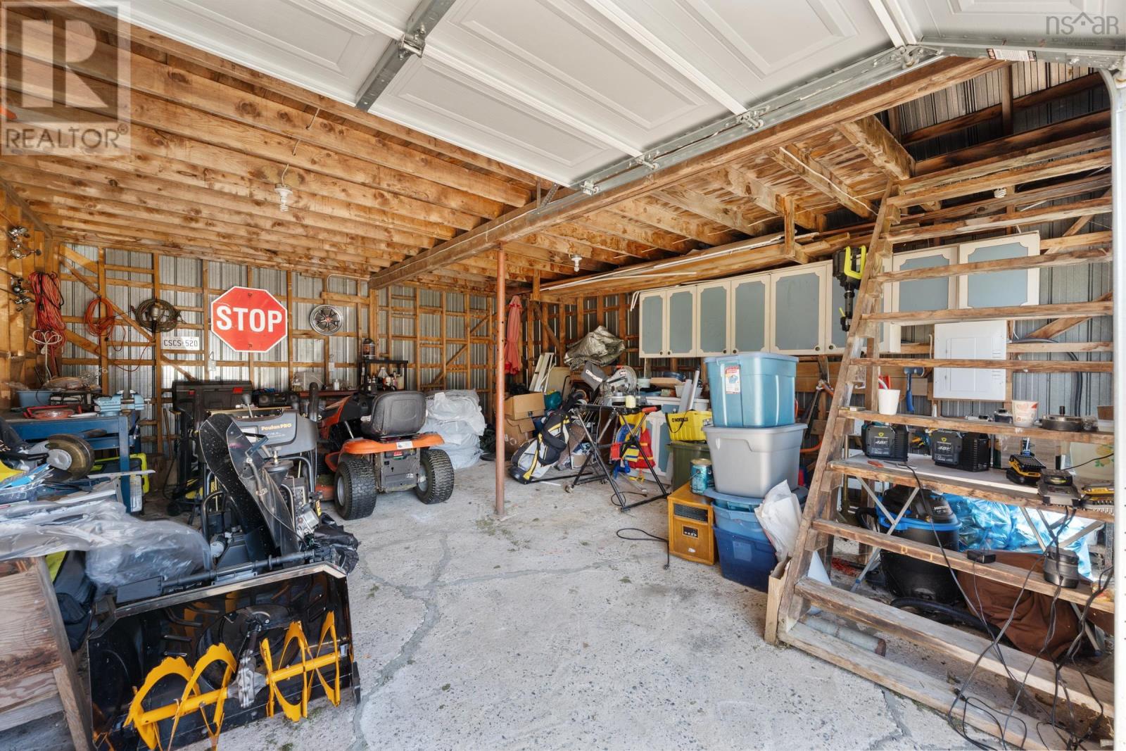 2897 Highway 331 - 42