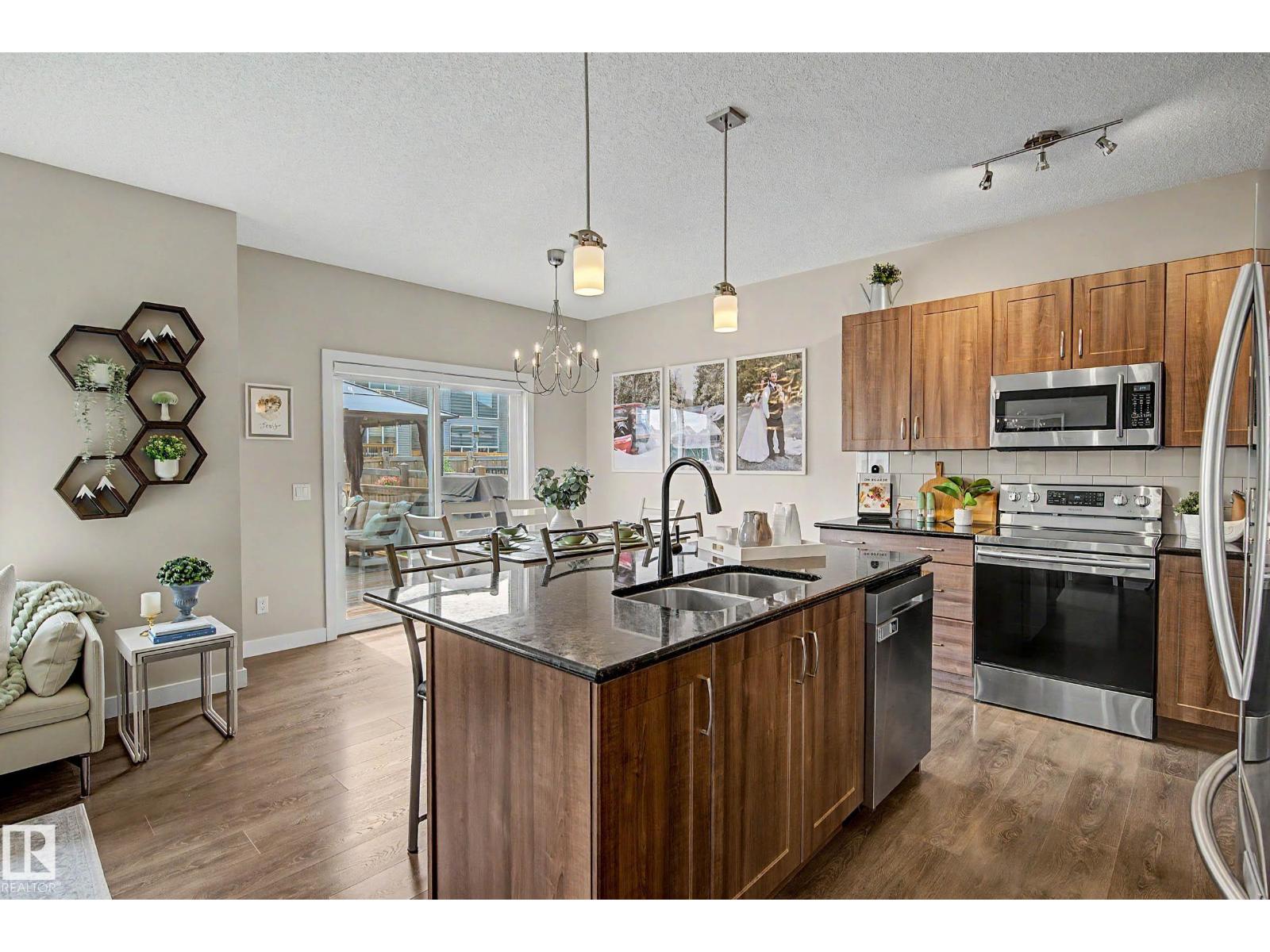 22609 94A AV NW - 11