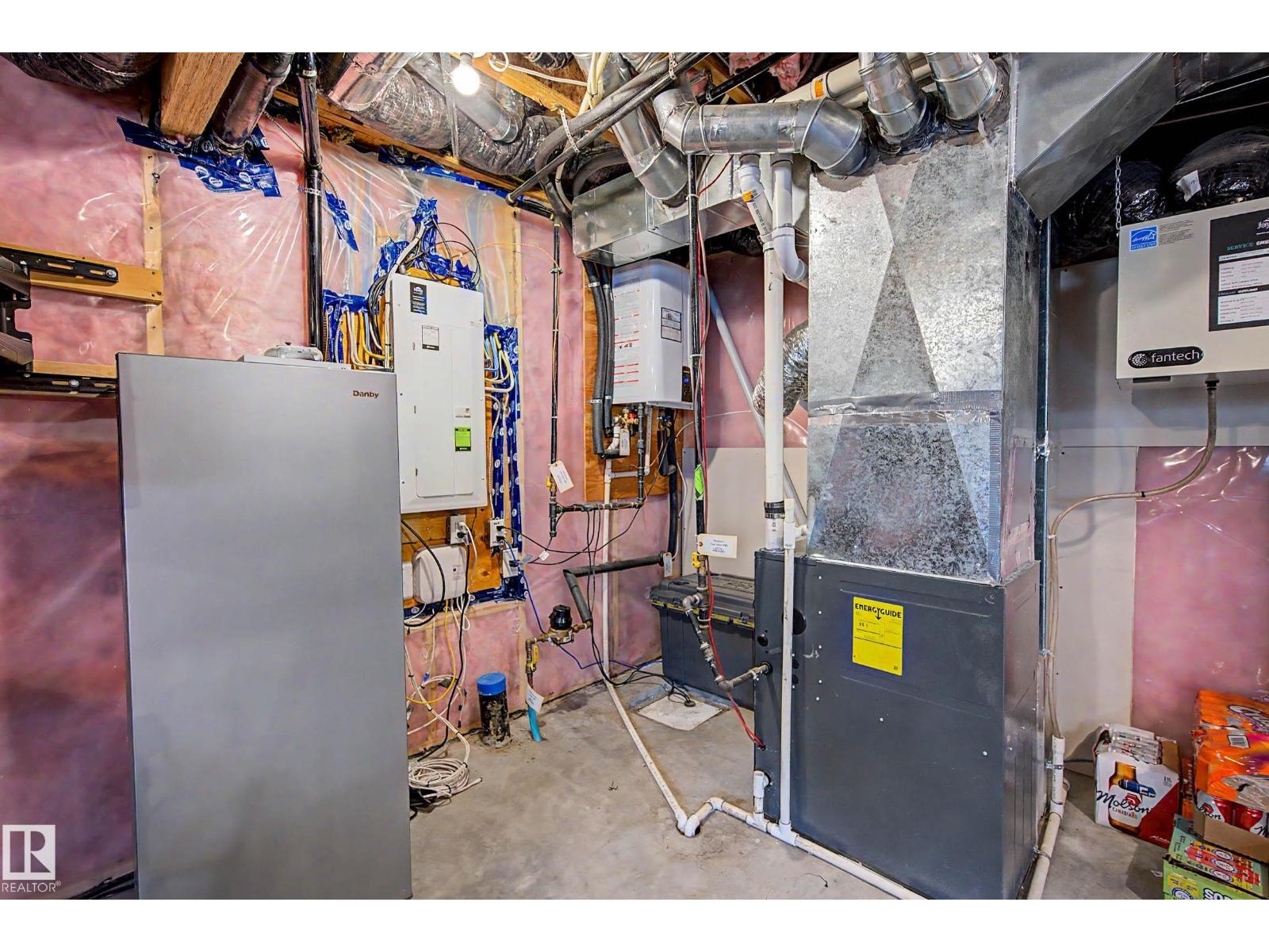 22609 94A AV NW - 33