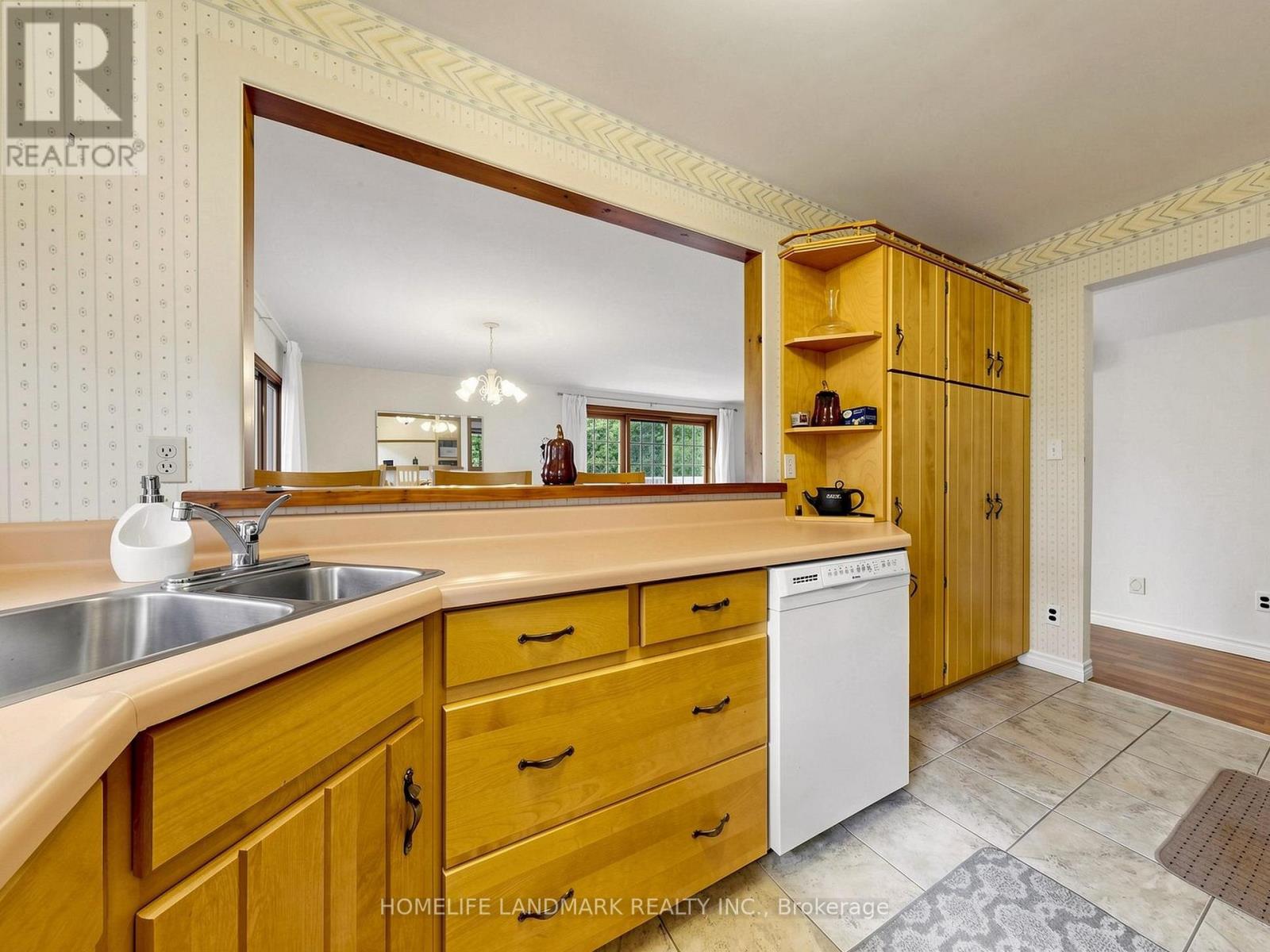 2654 DOANE ROAD - 9