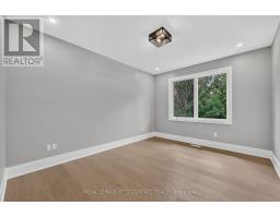 Bedroom 2 - 929 7th Line, Innisfil, ON L9S4G1 Photo 10