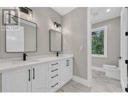 929 7th Line, Innisfil, ON L9S4G1 Photo 18