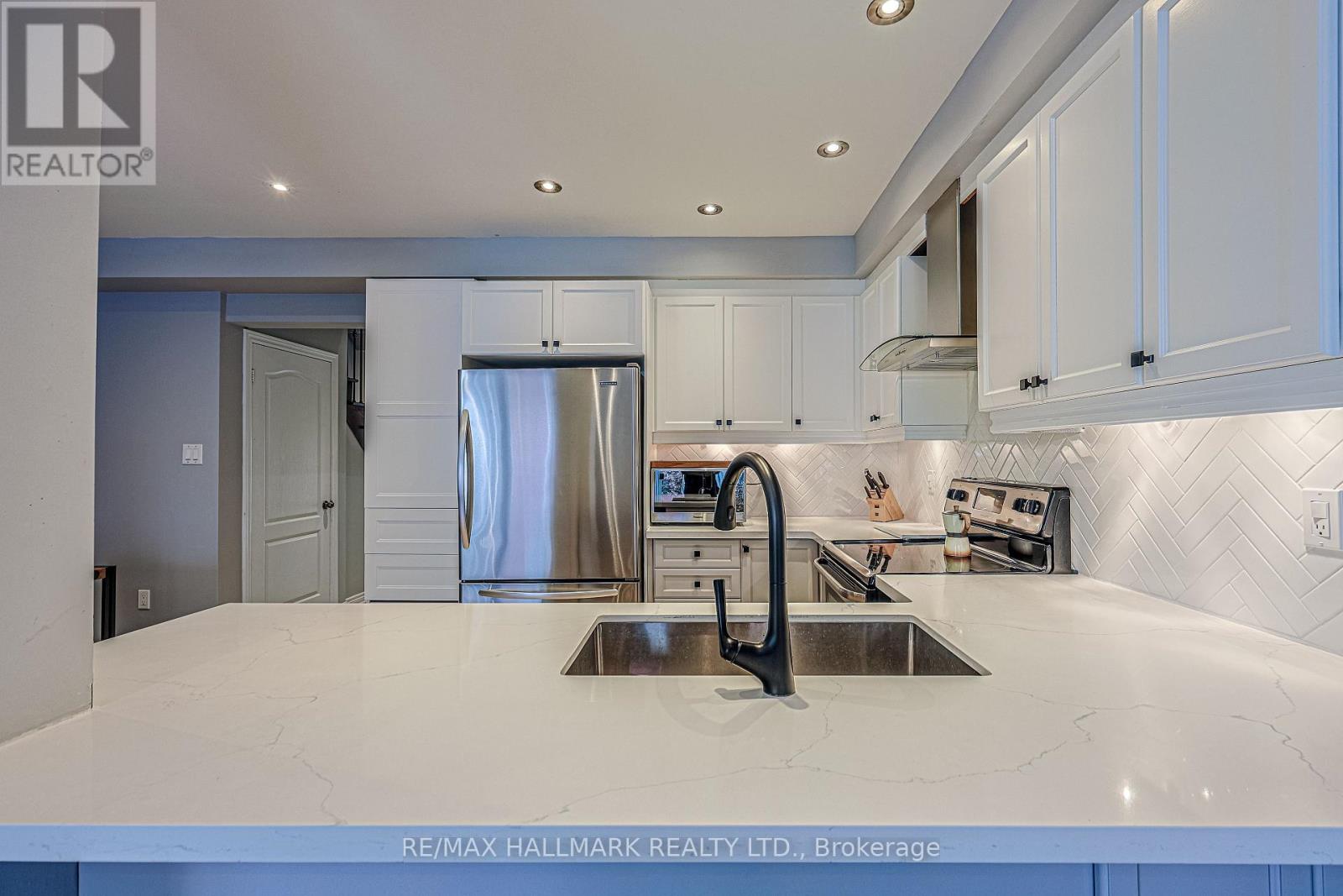 256 SANDALE ROAD - 22