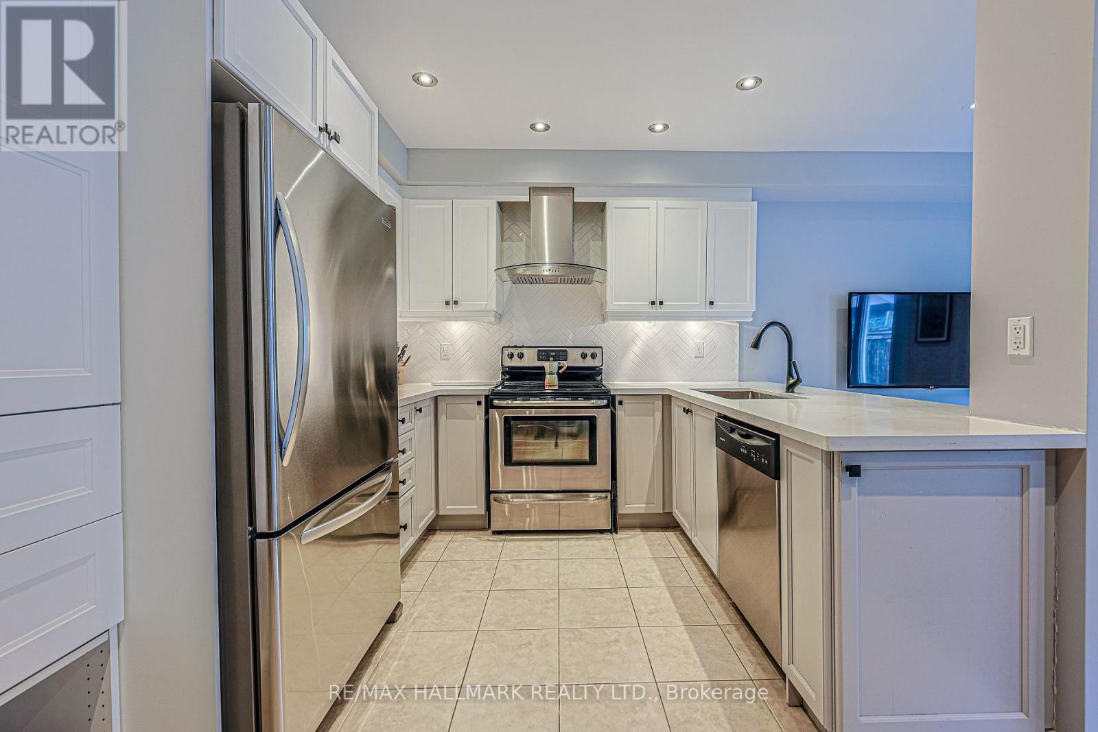 256 SANDALE ROAD - 9