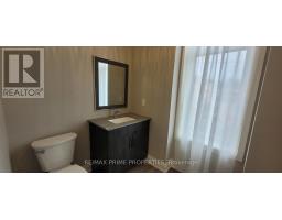 Kitchen - 88c Clapperton Street, Barrie, ON L4M3G2 Photo 7