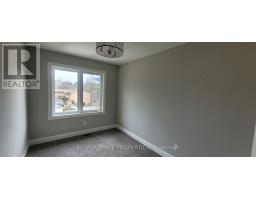 88c Clapperton Street, Barrie, ON L4M3G2 Photo 9