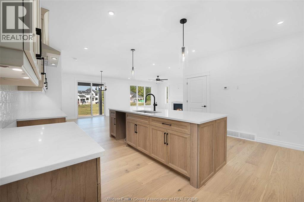 88 GRAF STREET - 10
