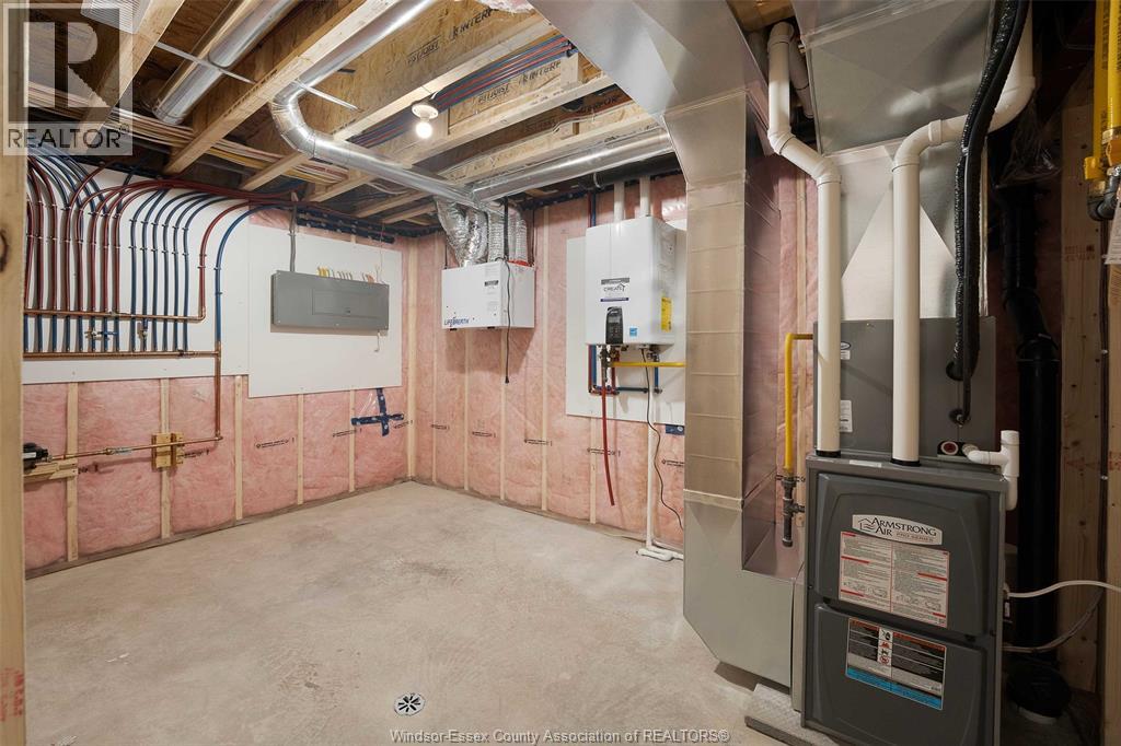 88 GRAF STREET - 28