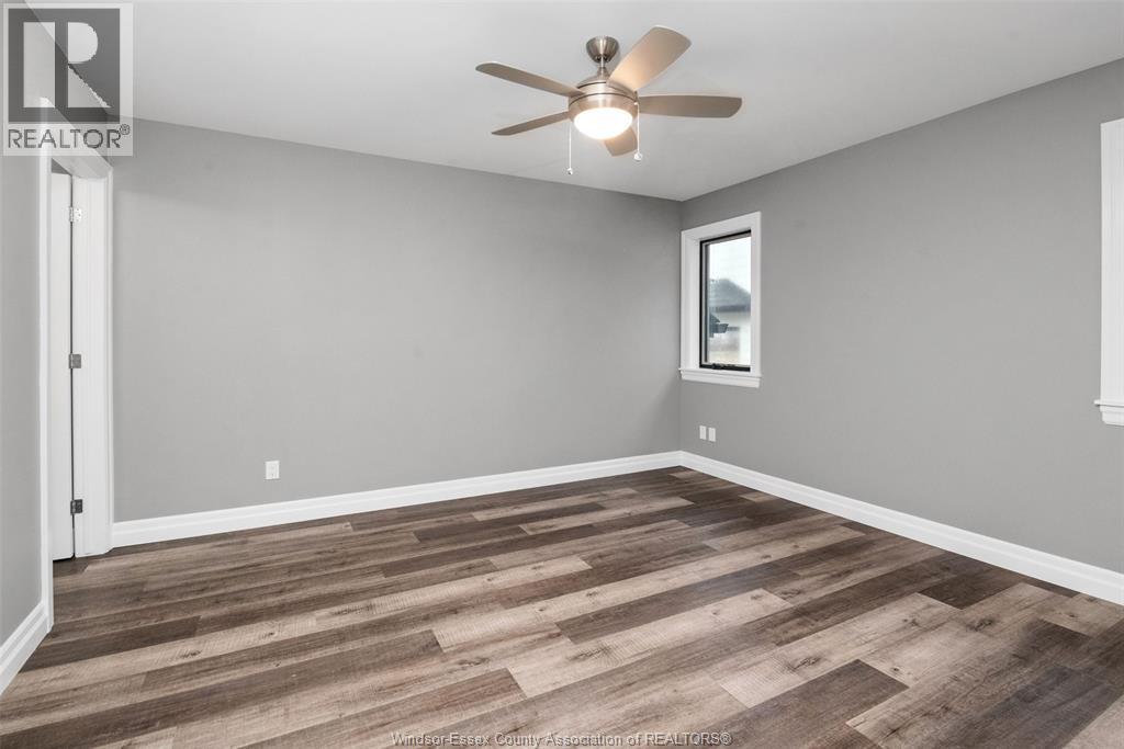 72 GRAF STREET - 14