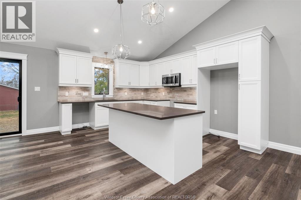 72 GRAF STREET - 8