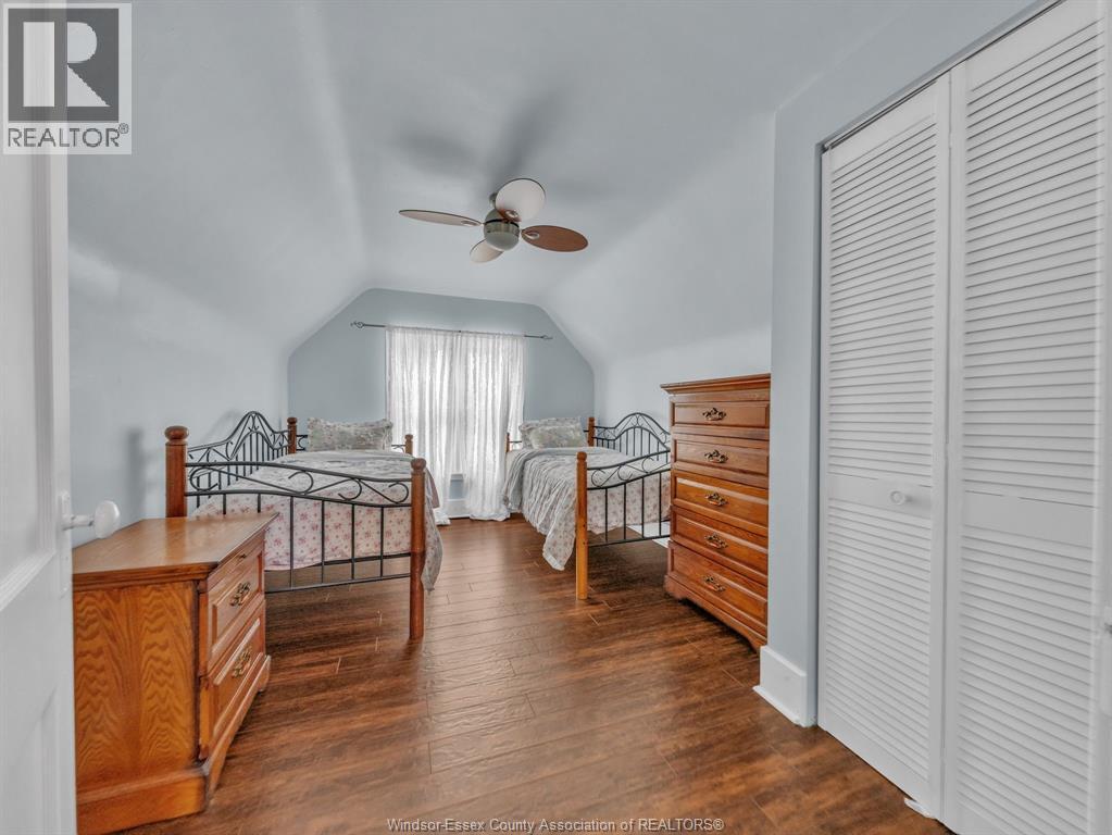1673 Cadillac STREET - 21